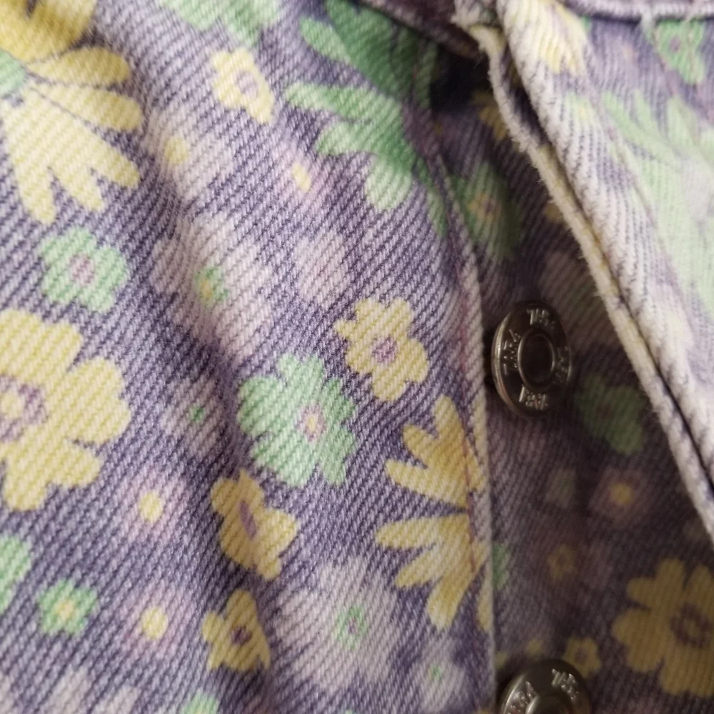 Zara Purple Daisy Printed Denim Shorts Size 0 - Picture 3 of 6